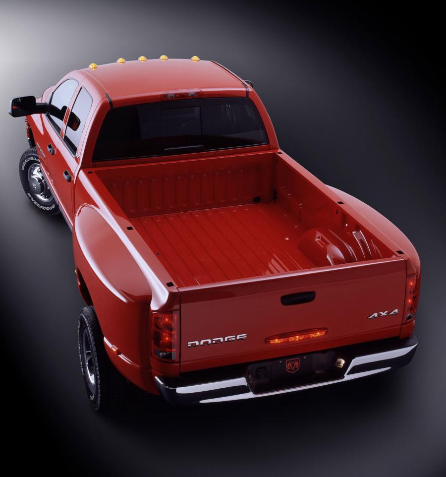  Dodge Ram 3500 Quad Cab 2004 года  (фото 9 из 9)
